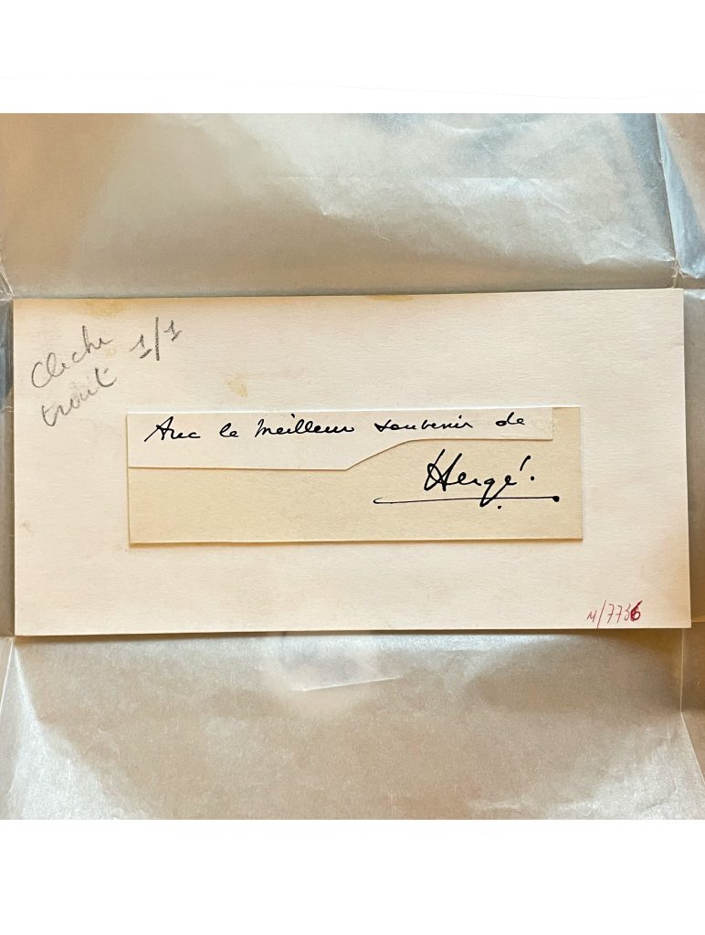 Signature Original à l'Encre de chine d'Hergé pour l'Editions cocktails de vol 714 pour Sidney, Tirage limité de lancement du 9/05/1968 (Bruxelles) et du 16/05/1968 (Paris).  Certificat du comité Hergé joint.